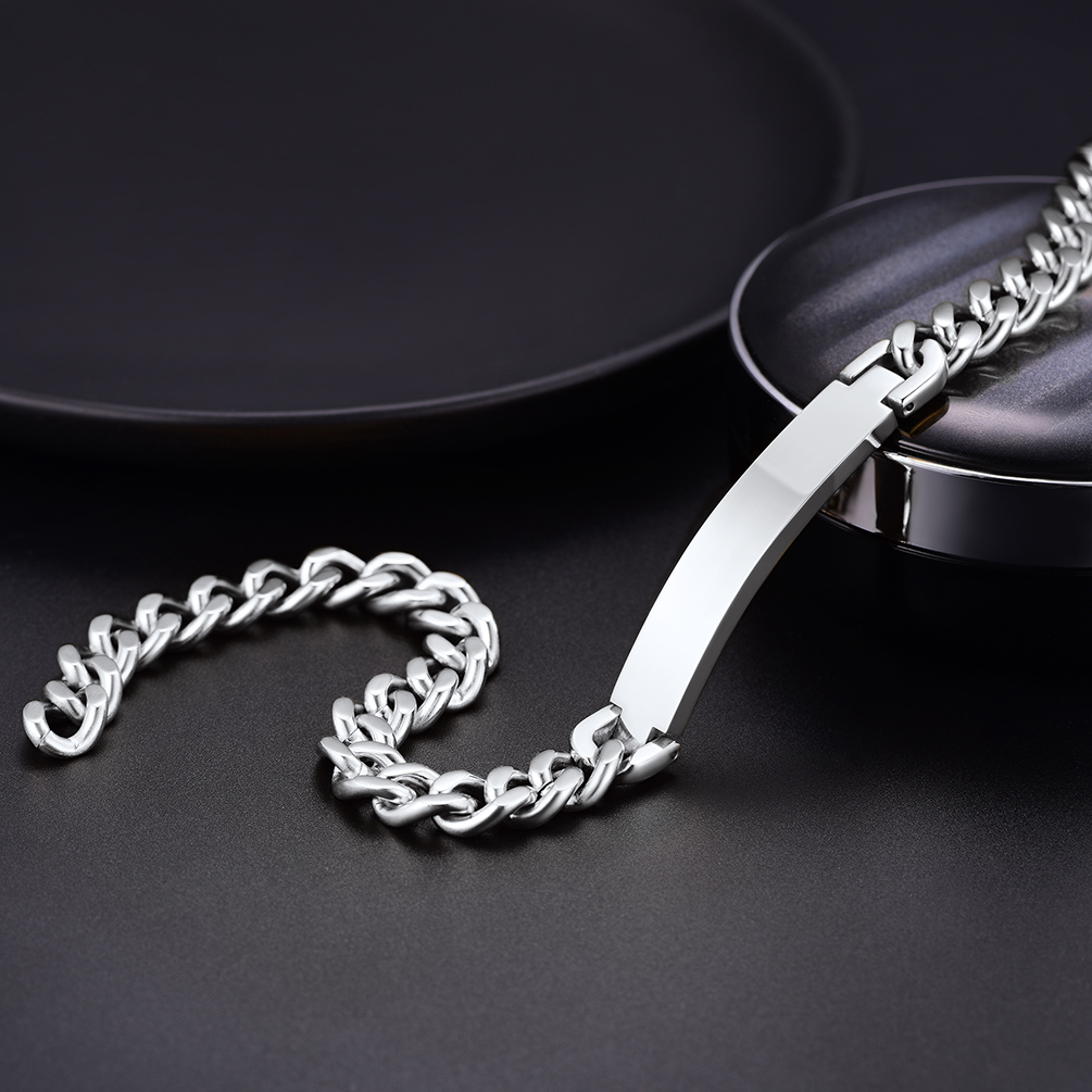 stainless steel choker necklace detail