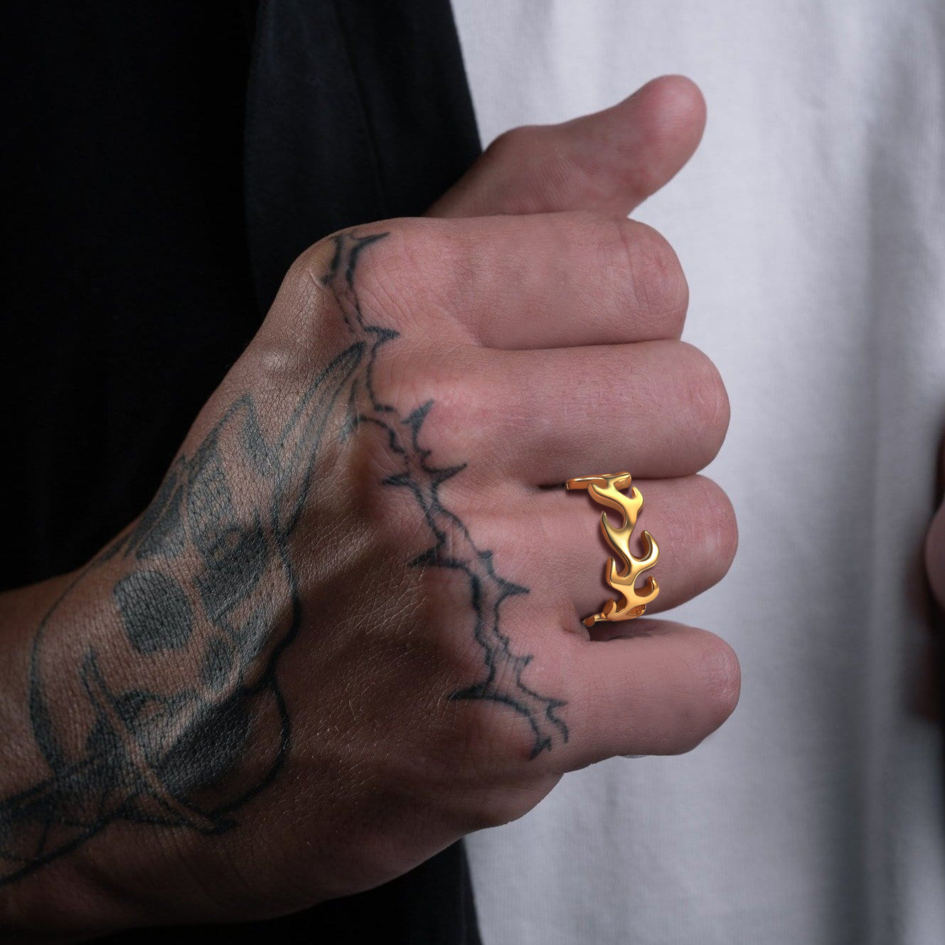 Bold Flame Motif Ring
