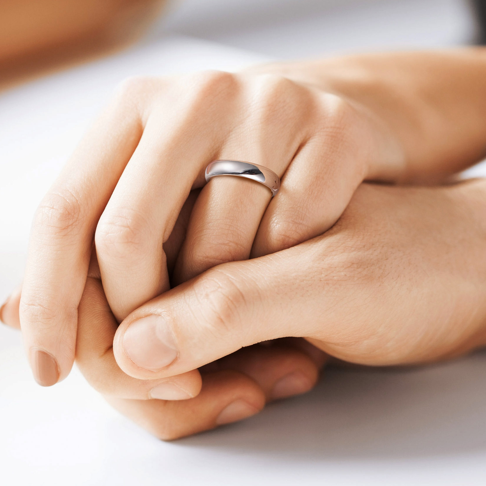 Adjustable plain silver ring
