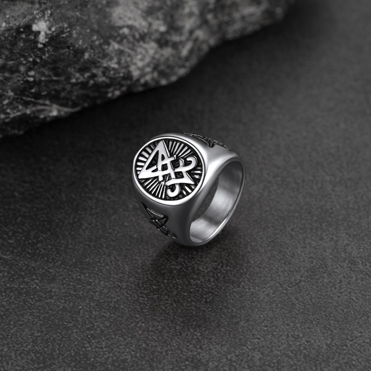 Men's Gothic Satanic Ring Size 8