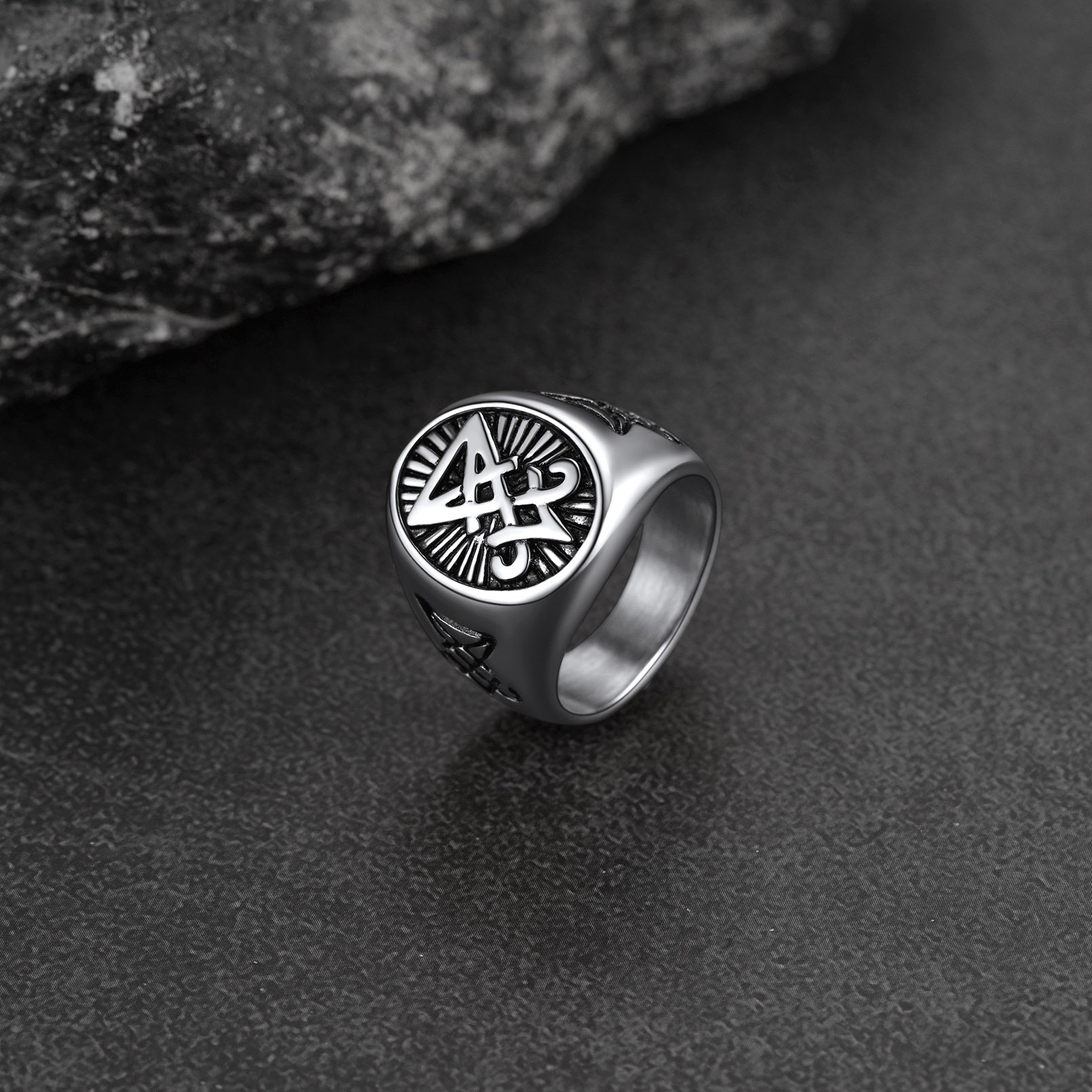 Men's Gothic Satanic Ring Size 8