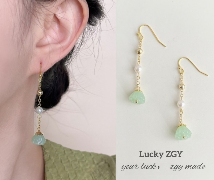 Pearl premium earrings