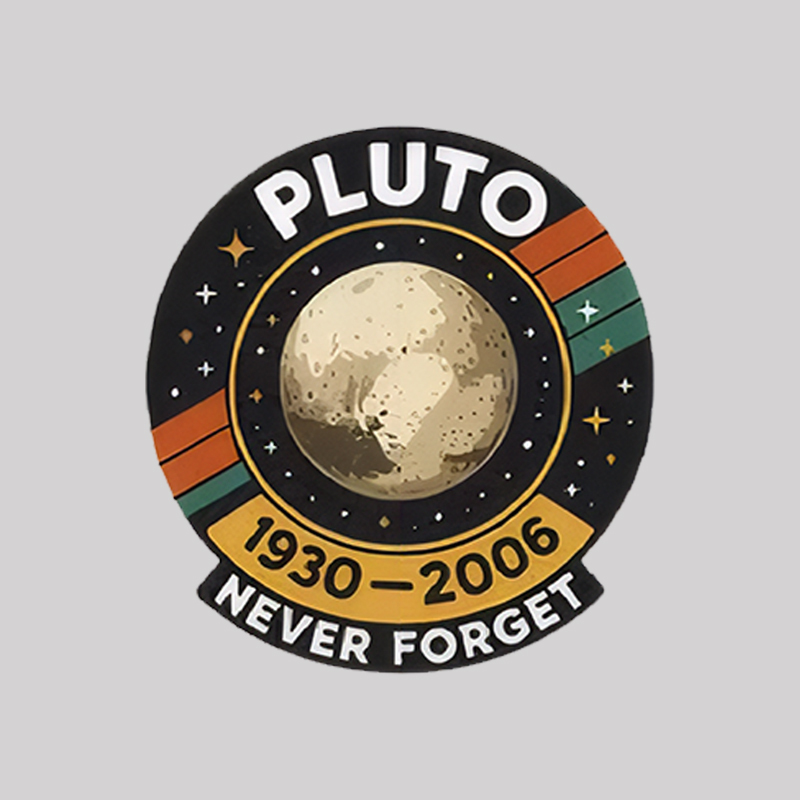 Pluto never forget Geek T-Shirt