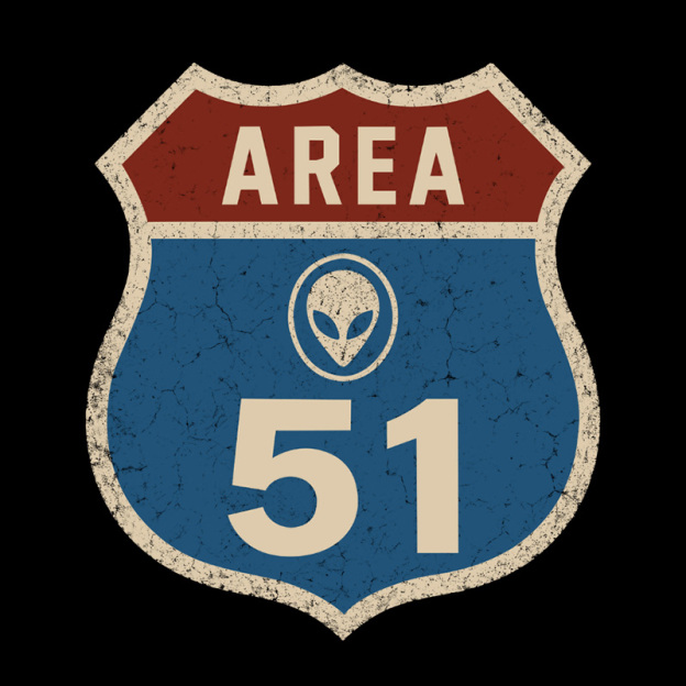 Secret Desert Alien Outpost Geek T-Shirt