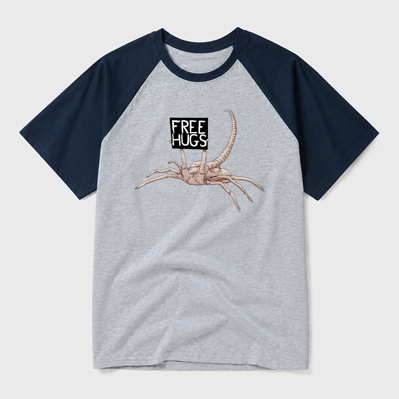 FreeHugs-Alien Xenomorph Geek Retro Raglan T-Shirt