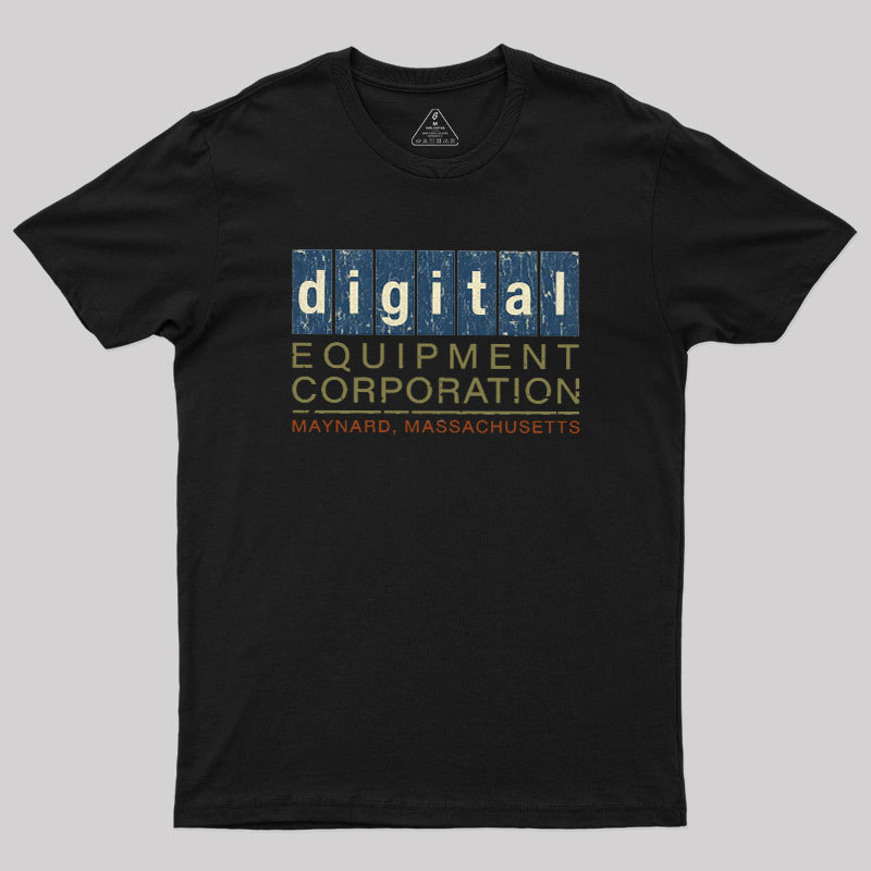 Geeksoutfit Geek T-Shirt for Sale
