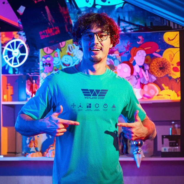 Weyland Corp Logo Geek T-Shirt