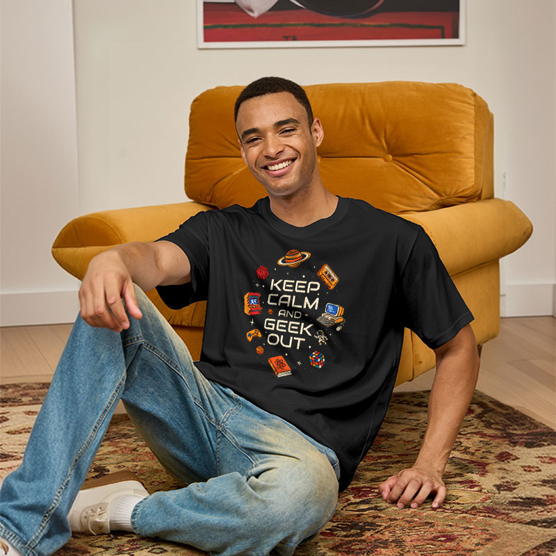Keep Calm And Geek Out Geek T-Shirt