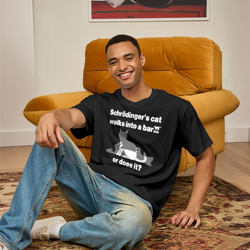 Schrodingers Cat Walks Into A Bar Geek T-Shirt