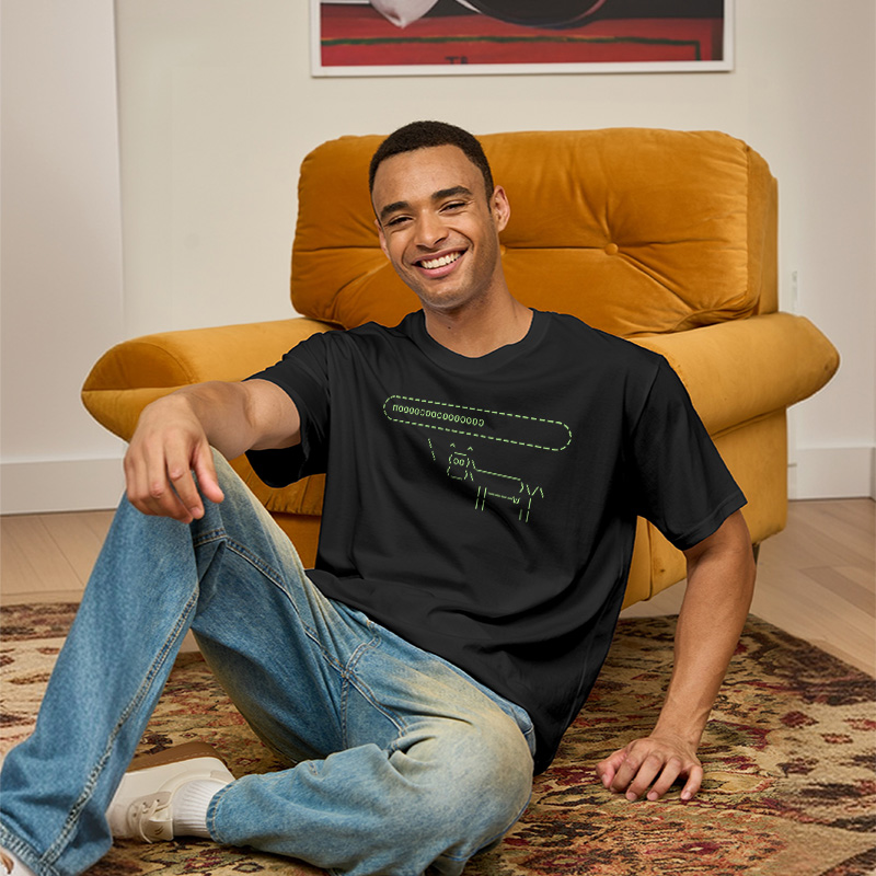 Cowsay Moooo Geek T-Shirt
