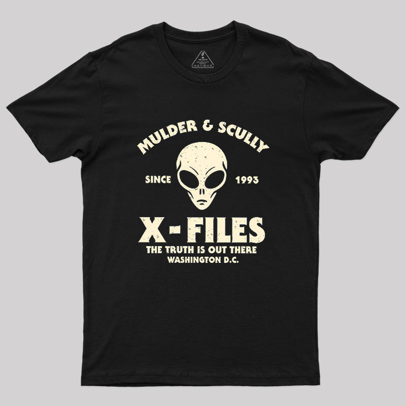 Mulder & Scully Geek T-Shirt