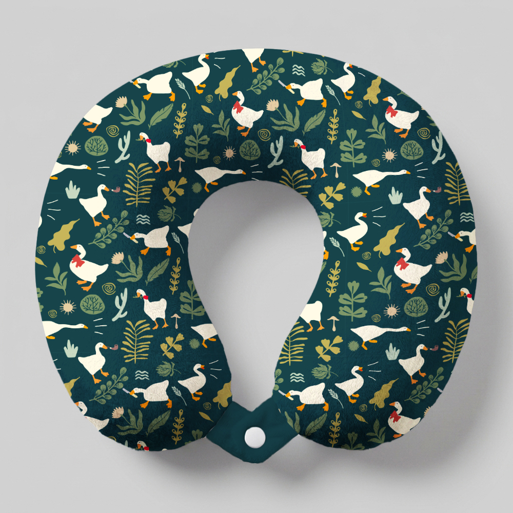 Goose Geek U-Shaped Travel Pillow