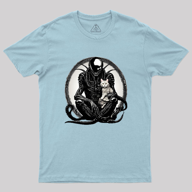 Xenomorph And A Cat Geek T-Shirt