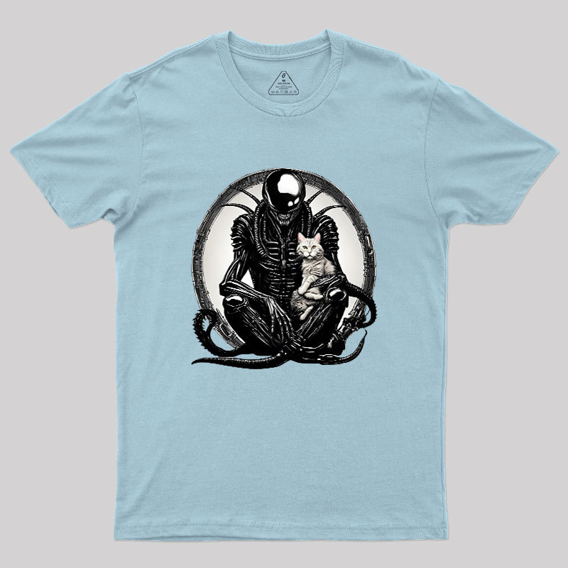Xenomorph And A Cat Geek T-Shirt