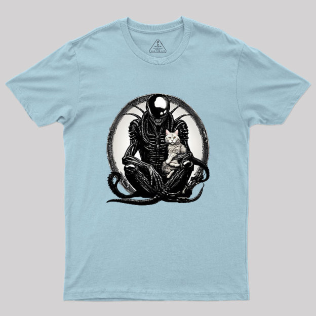 Xenomorph And A Cat Geek T-Shirt