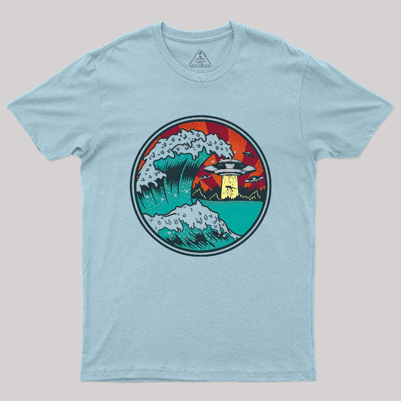 Abduction Of Kanagawa Geek T-Shirt