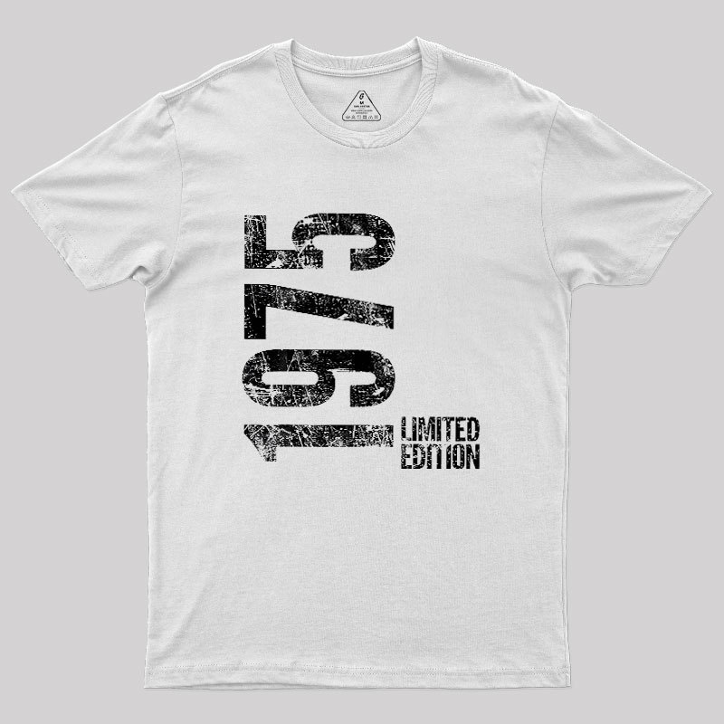 Years Old Vintage 1975 Geek T-Shirt