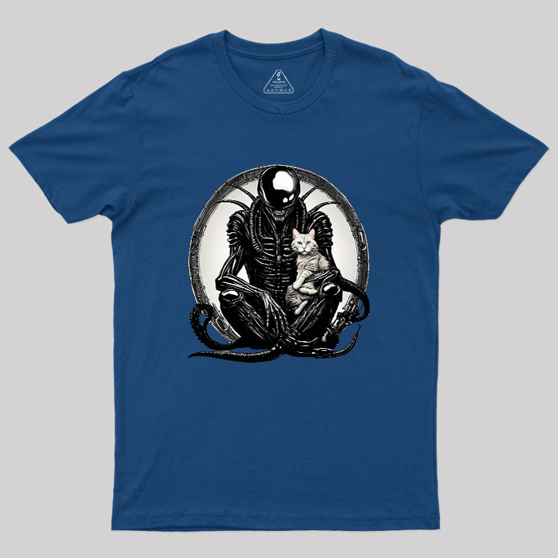 Xenomorph And A Cat Geek T-Shirt