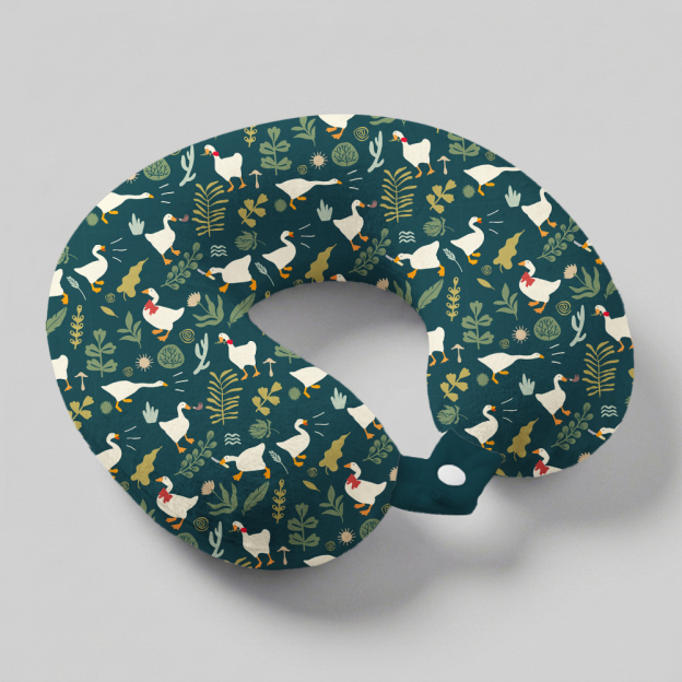 Goose Geek U-Shaped Travel Pillow