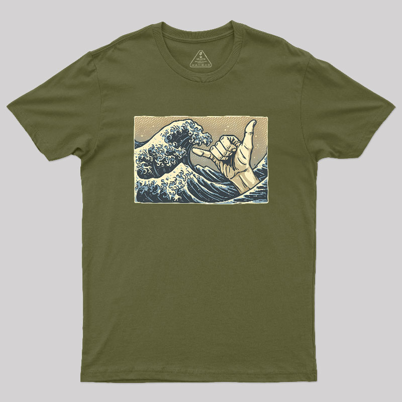 Catch Some Waves Geek T-Shirt