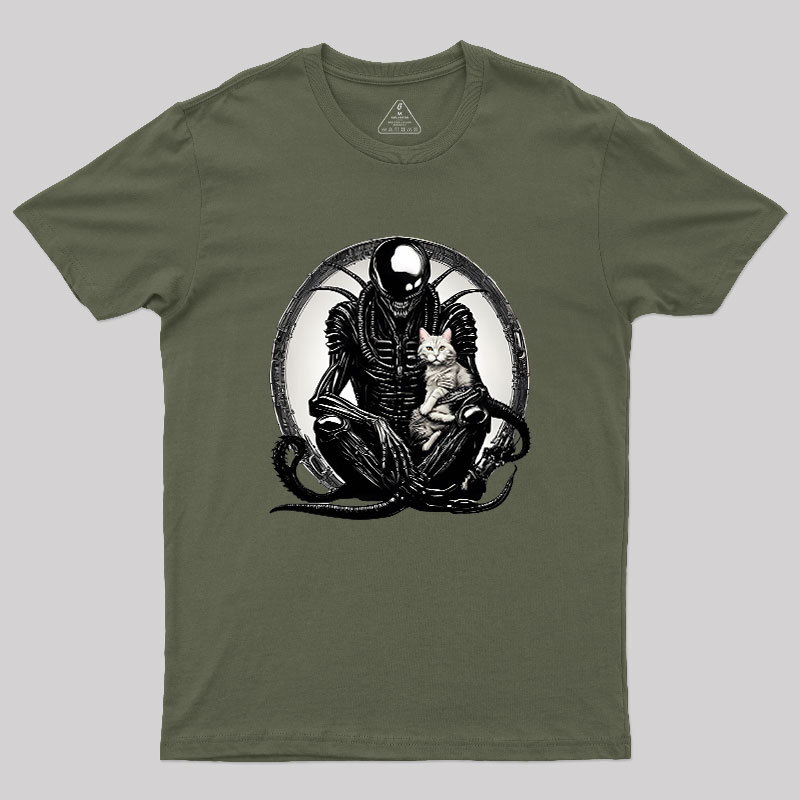 Xenomorph And A Cat Geek T-Shirt