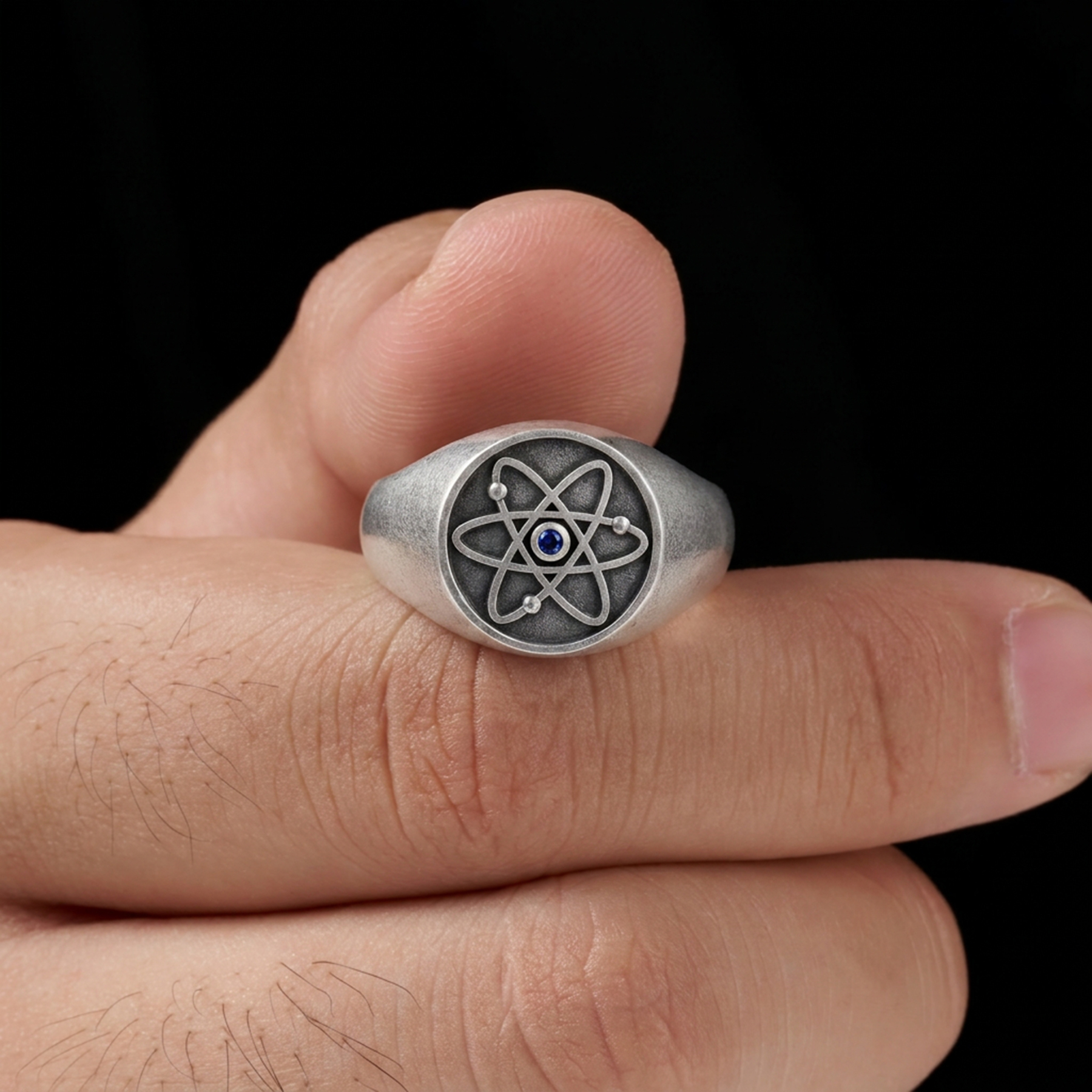 Atomic Model Signet Geek Silver Band Ring