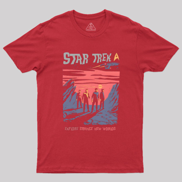 Explore Strange New Worlds Geek T-Shirt
