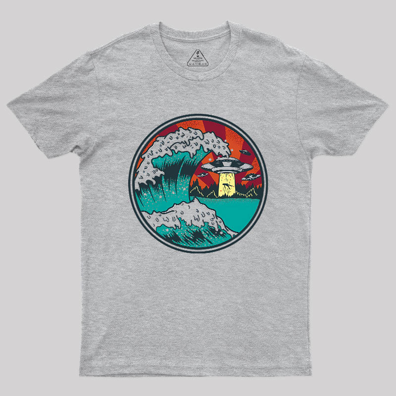 Abduction Of Kanagawa Geek T-Shirt