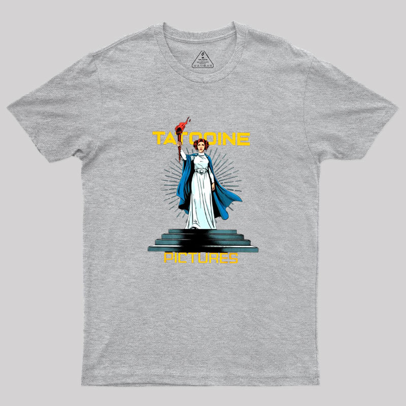Tatooine Pictures Geek T-Shirt