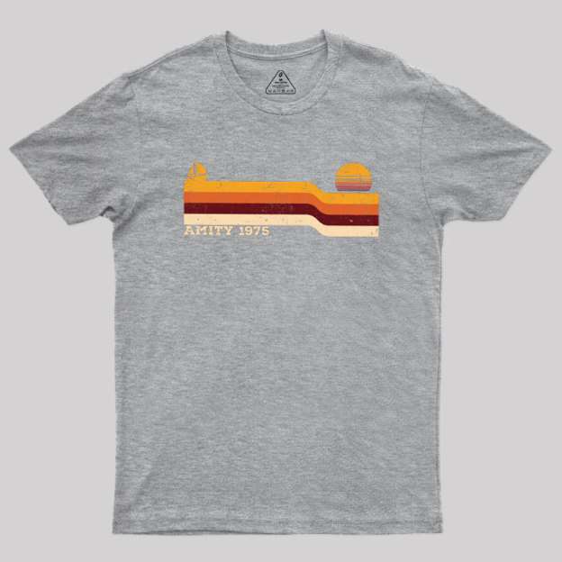 Retro Sunset Amity 1975 Geek T-Shirt
