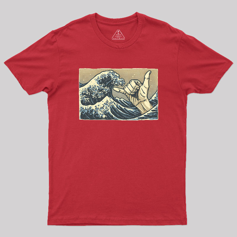 Catch Some Waves Geek T-Shirt