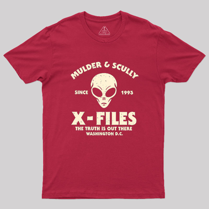 Mulder & Scully Geek T-Shirt