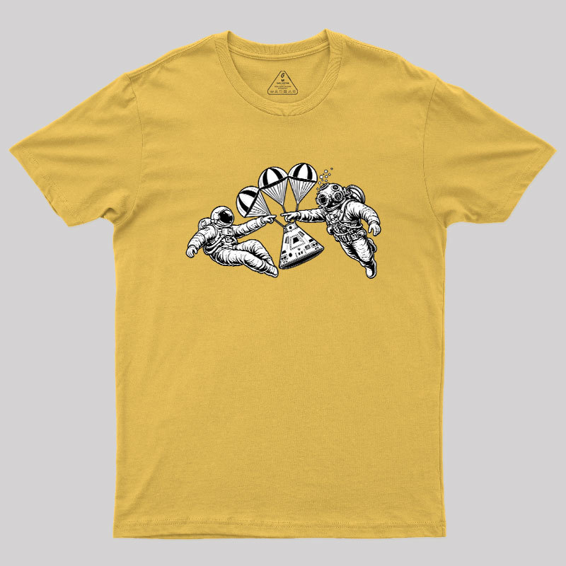 Artemis II Mission Geek T-Shirt