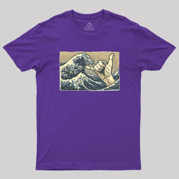 Catch Some Waves Geek T-Shirt