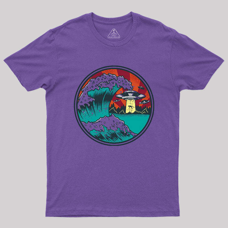 Abduction Of Kanagawa Geek T-Shirt