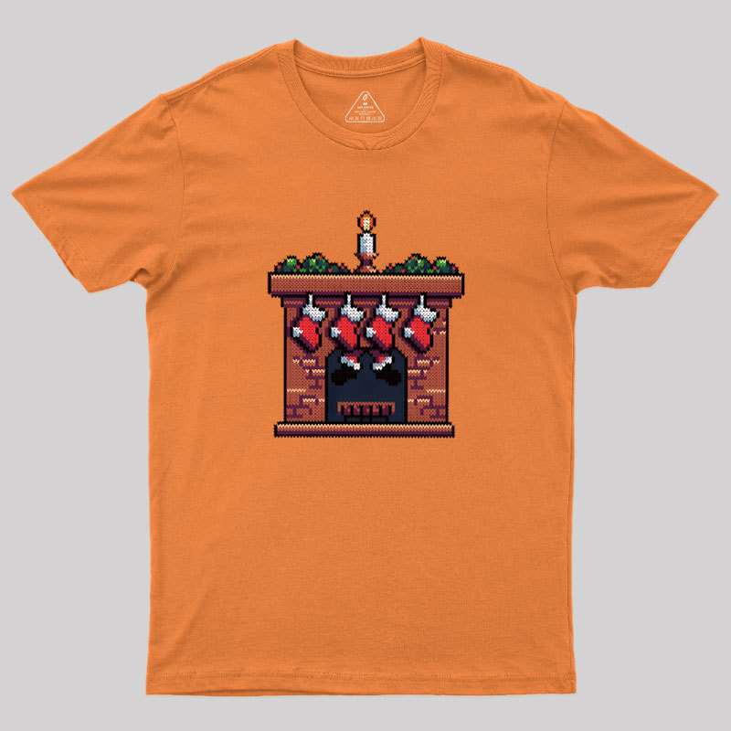 Santa Arrives Geek T-Shirt