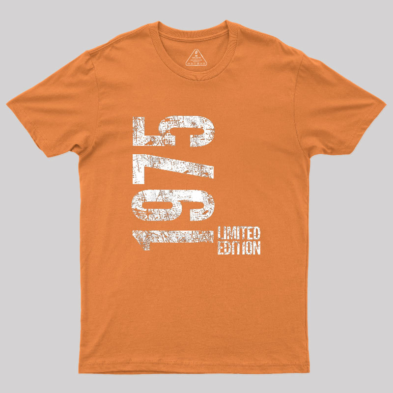 Years Old Vintage 1975 Geek T-Shirt