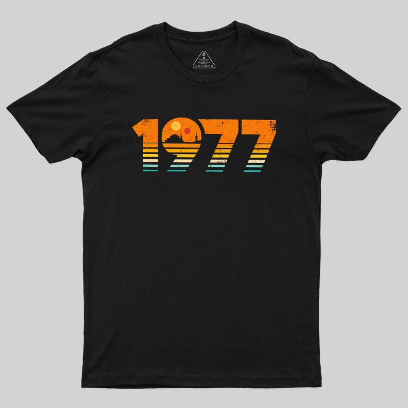 Retro 1977 Geek T-Shirt