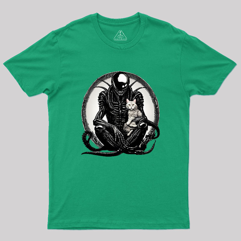 Xenomorph And A Cat Geek T-Shirt