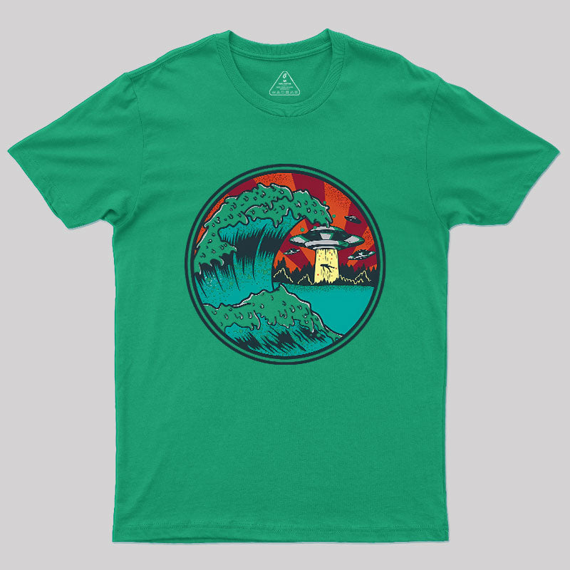 Abduction Of Kanagawa Geek T-Shirt