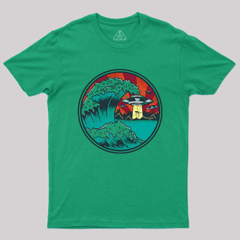 Abduction Of Kanagawa Geek T-Shirt