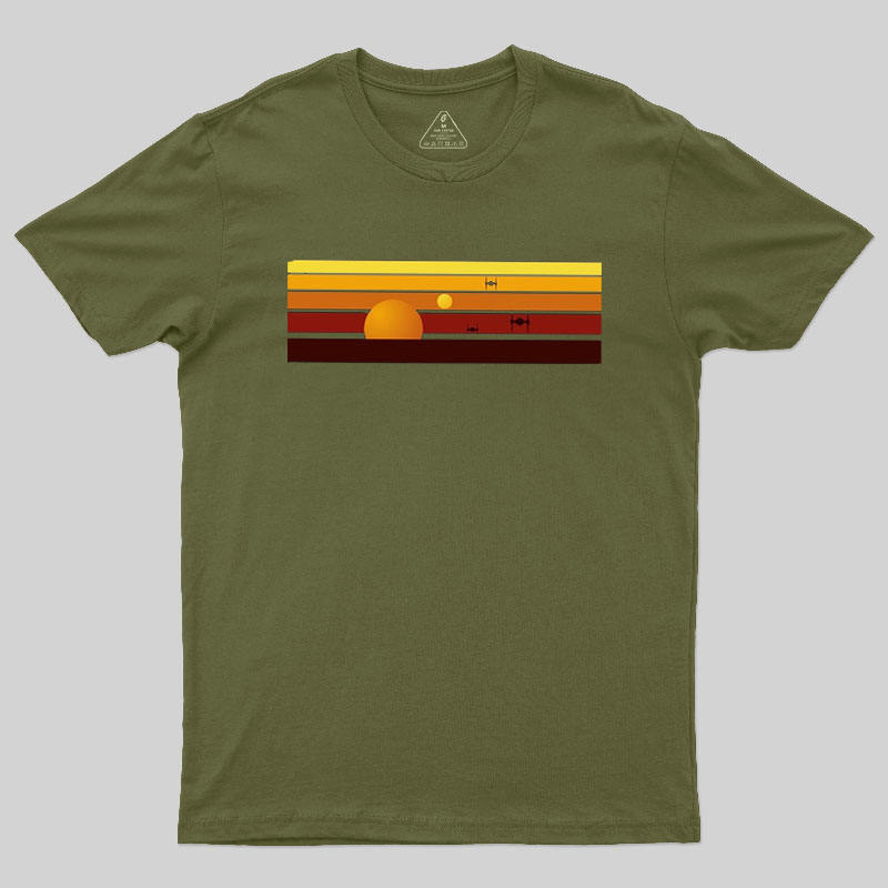 Tatooine Sun Essential Geek T-Shirt