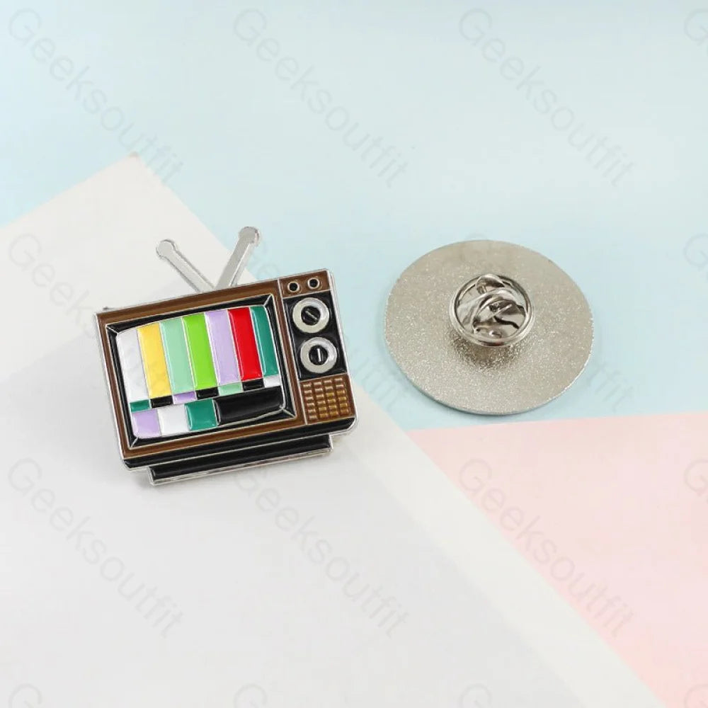 Classic Vintage TV Brooch No Signal Rainbow Colored TV Screen Shape Pins - Geeksoutfit