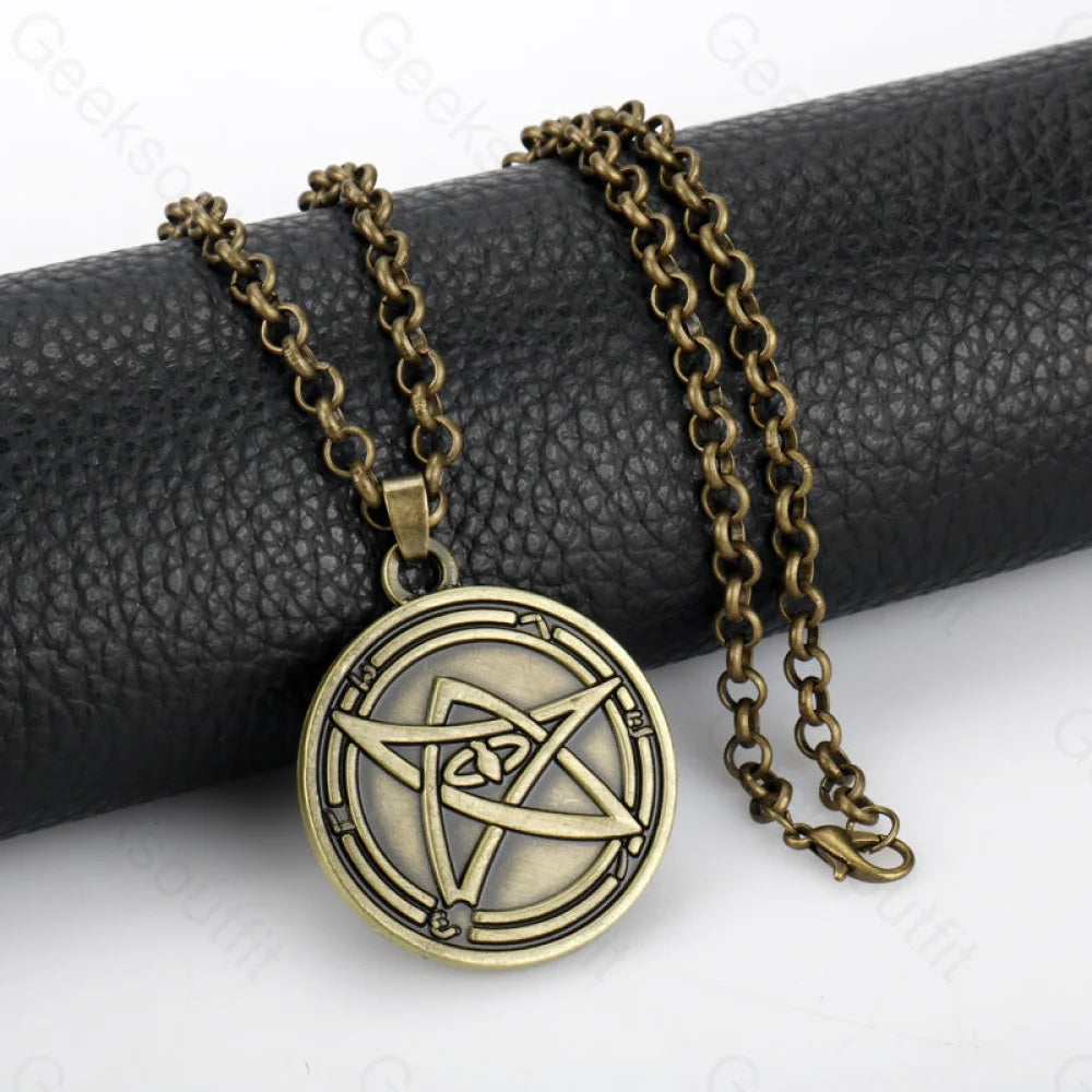 Cthulhu Mythos Keychain Gold Necklace