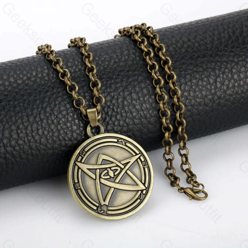 Cthulhu Mythos Keychain Gold Necklace