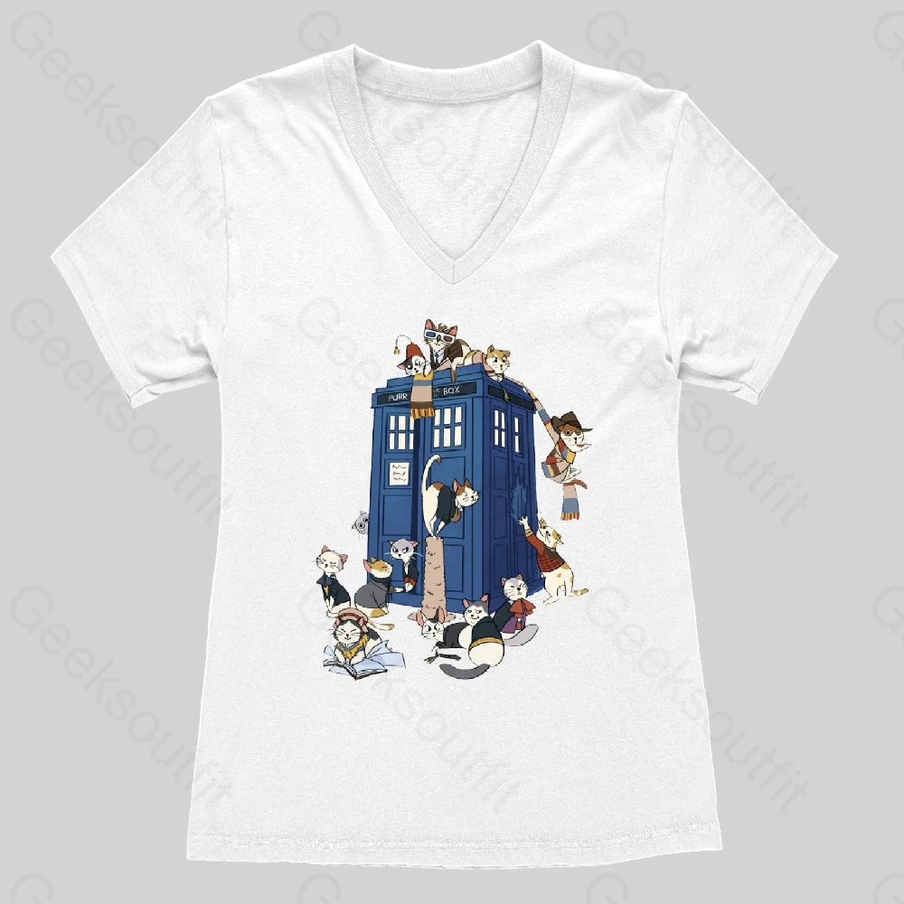 Doctor Cat Women's V-Neck T-shirt - Geeksoutfit