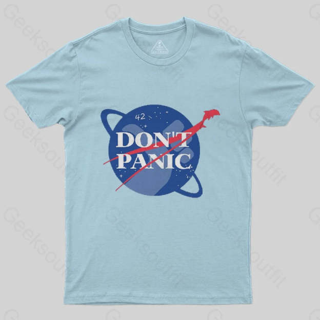Don't Panic T-Shirt - Geeksoutfit