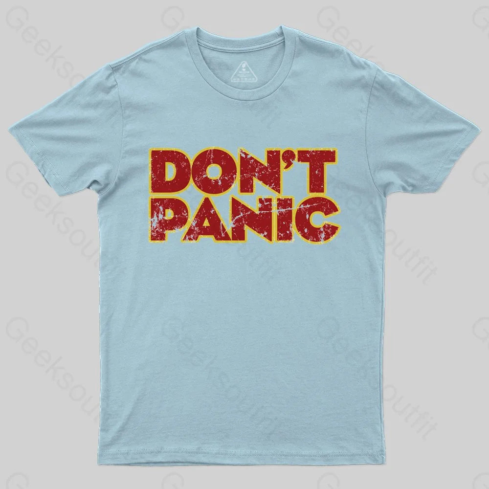 Don't Panic T-Shirt - Geeksoutfit