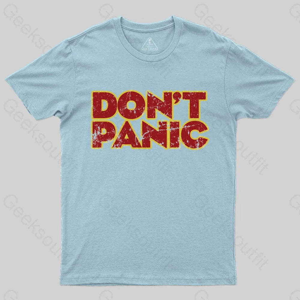 Don't Panic T-Shirt - Geeksoutfit