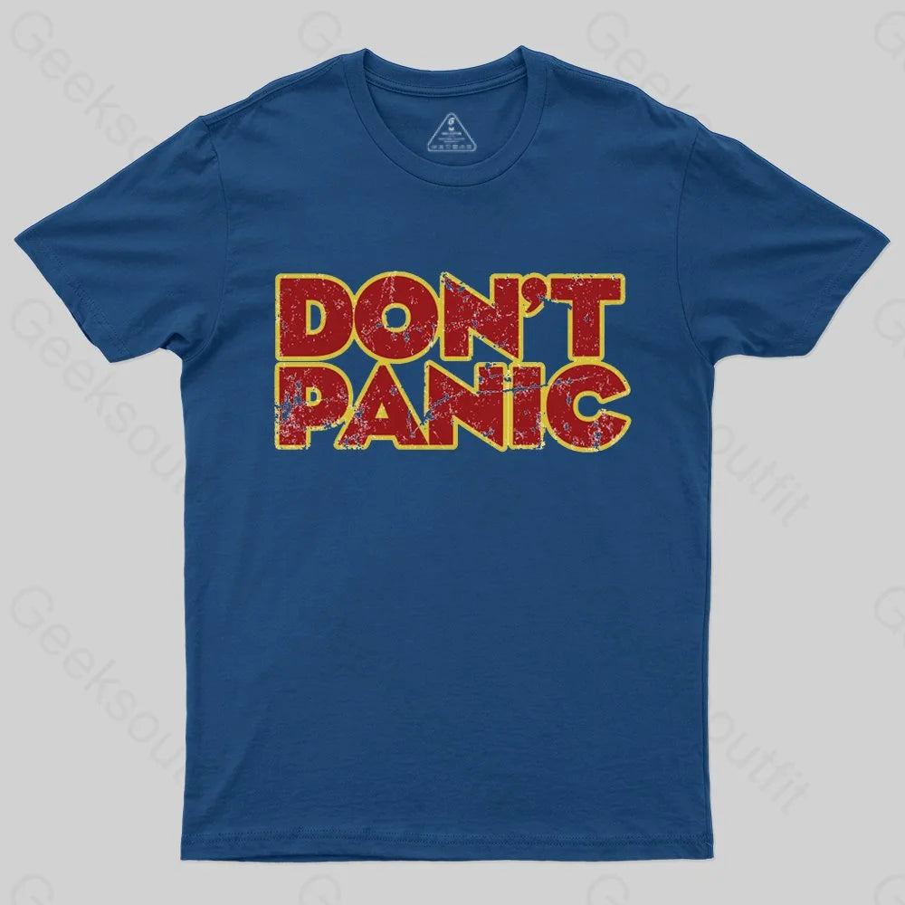 Don't Panic T-Shirt - Geeksoutfit